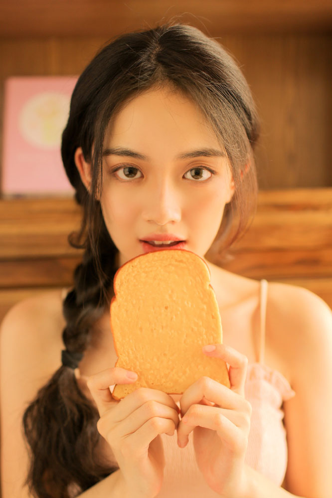 春栽香菇生产忙